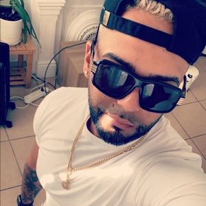 Meet your Posher, Angel